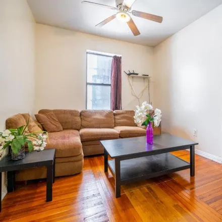Image 4 - 970 Eastern Pkwy, Brooklyn, NY 11213, USA - Room for rent