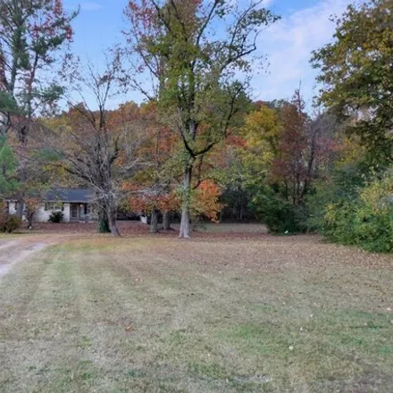 Image 2 - Fort Donelson Parkway, Dover, Stewart County, TN 37058, USA - House for sale