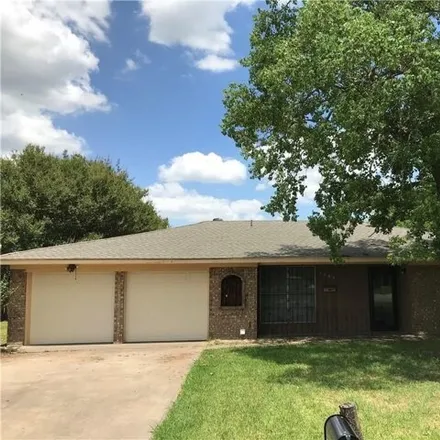 Buy this 3 bed house on 1279 South Benton Street in Corsicana, TX 75110