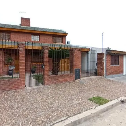 Buy this 4 bed house on Olaguer 724 in Partido de La Matanza, 1752 Lomas del Mirador