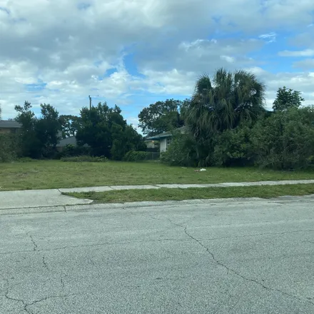 Buy this studio house on 524 Ryoland Street in Melbourne, FL 32901