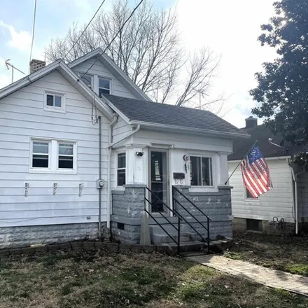 Buy this 3 bed house on 327 East 1st Avenue in Huntingburg, Dubois County
