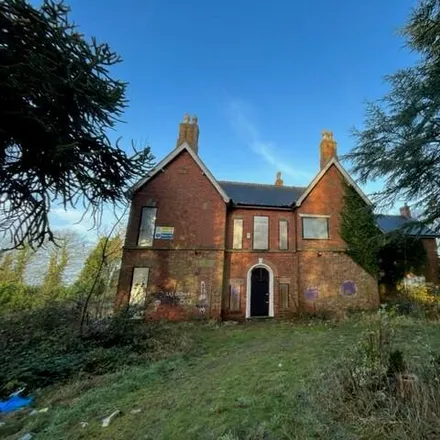 Buy this 6 bed house on Dale Road in Ibstock, LE67 6QJ