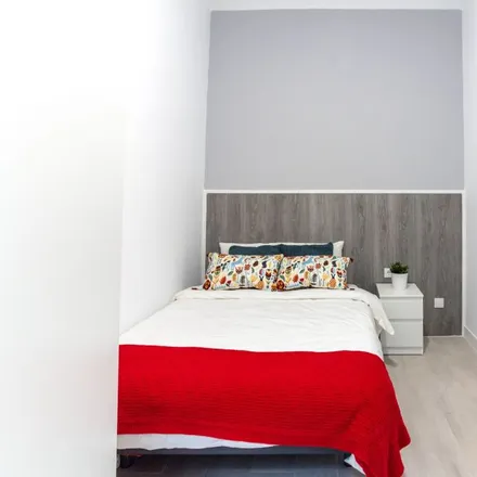 Rent this 1studio room on Hostal Meyra in Calle de Fuencarral, 28004 Madrid