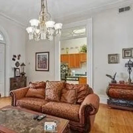 Image 5 - 734 Royal Street, New Orleans, LA 70116, USA - Townhouse for sale