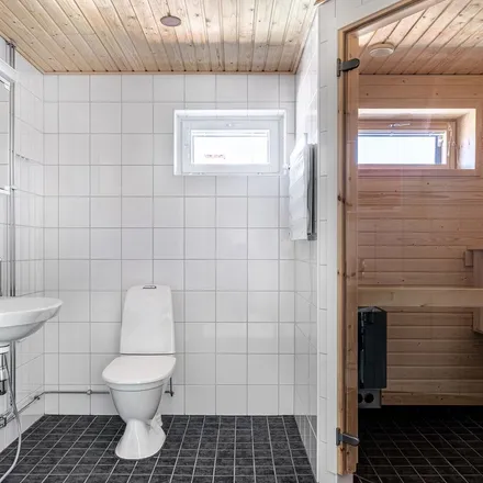 Rent this 1 bed apartment on Asemapäällikönkuja 2 in 05400 Jokela, Finland