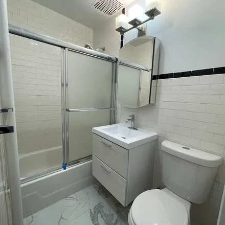Rent this 1 bed apartment on 528 East 85th Street in New York, NY 10028