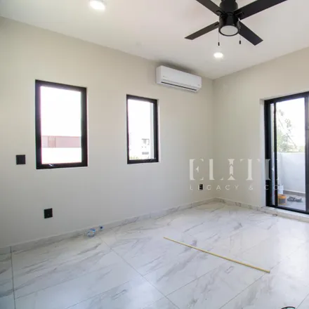 Buy this studio house on unnamed road in Smz 15, 77505 Cancún