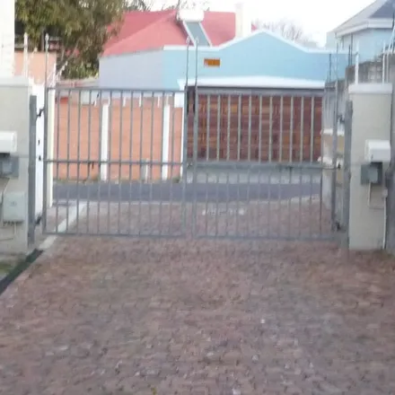 Image 5 - Piers Road, Wynberg, Cape Town, 7800, South Africa - Apartment for rent