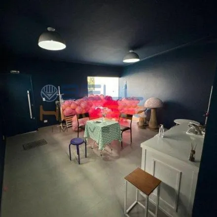 Rent this 3 bed house on L'Art Parisien in Rua das Esmeraldas, Jardim