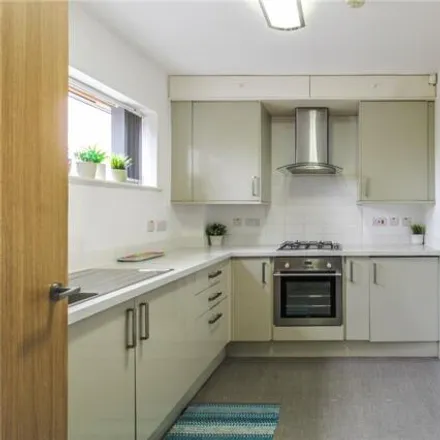 Buy this 3 bed townhouse on 196 West Street in Bristol, BS3 3NB