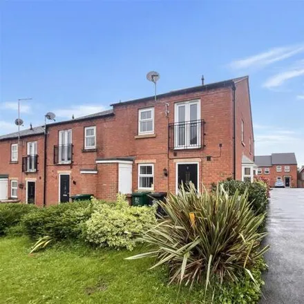 Buy this 2 bed townhouse on Suffolk Way in Coton Park, DE11 9GP
