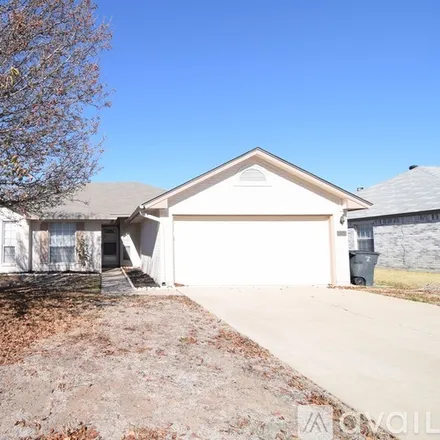 Rent this 3 bed house on 4405 Kit Carson Trail