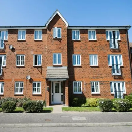 Rent this 2 bed apartment on Richard Stagg Close in St Albans, AL1 5AT