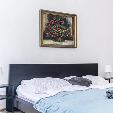 Rent this 2 bed apartment on Grenzgasse 18 in 1150 Vienna, Austria