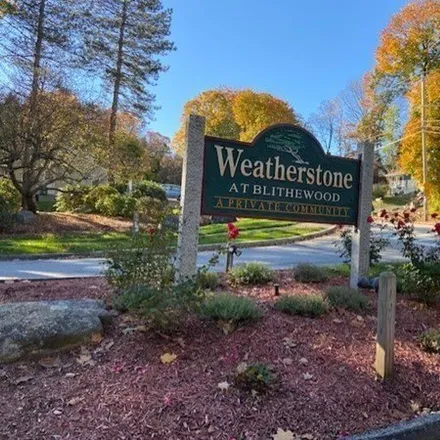 Rent this 1 bed house on 211 Weatherstone Drive in South Grafton Street, Worcester