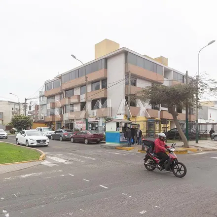 Image 2 - Cool Cuts, Primavera Avenue, Santiago de Surco, Lima Metropolitan Area 15023, Peru - Apartment for sale