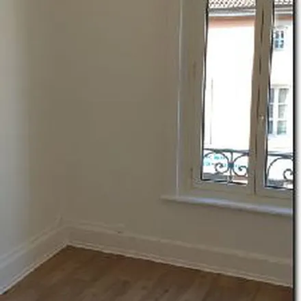 Image 5 - Palais de l'Abbatiale, Rue de l'Hôtel de Ville, 88200 Remiremont, France - Apartment for rent