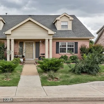 Buy this 5 bed house on 2230 Nw 49th St in Oklahoma City, Oklahoma