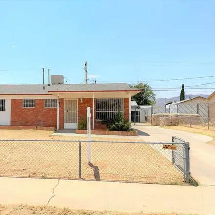 Rent this 3 bed house on 10263 Kellogg Street in El Paso, TX 79924