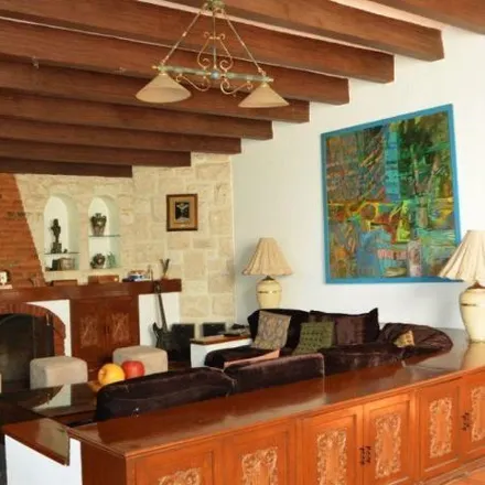 Buy this 5 bed house on Calle Castillo de Plymouth in Condado de Sayavedra, 52938 Ciudad López Mateos