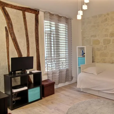 Rent this studio apartment on 11 Passage Ramey in 75018 Paris, France