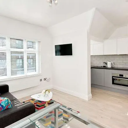 Image 8 - Hazlitt's, 6 Frith Street, London, W1D 5LD, United Kingdom - Apartment for rent