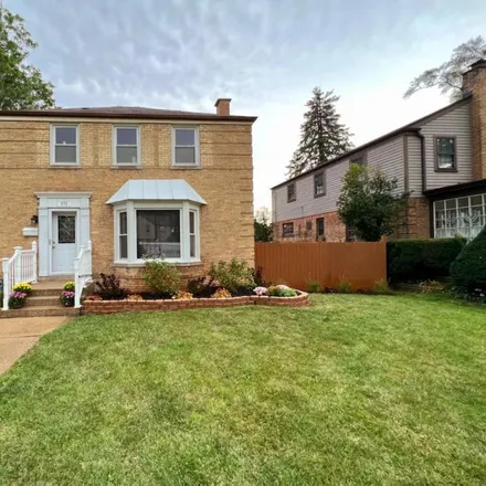 Buy this 3 bed house on 275 South Mason Street in Bensenville, IL 60106