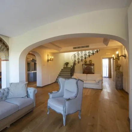 Rent this 7 bed house on 50022 Greve in Chianti FI