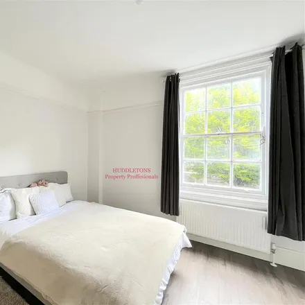 Rent this 3 bed apartment on 31 Chalton Street in London, NW1 1ET