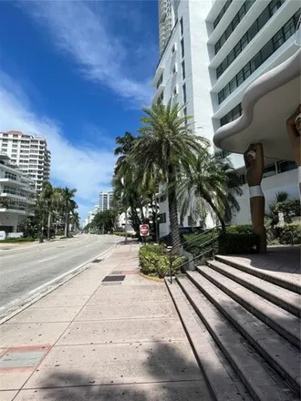 Image 4 - The Casablanca On The Ocean Hotel, 6345 Collins Avenue, Miami Beach, FL 33141, USA - Condo for sale
