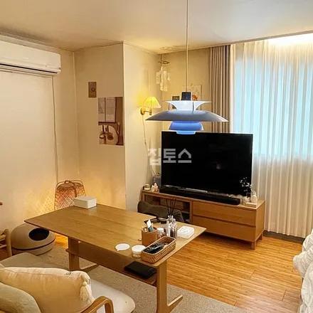 Image 1 - 서울특별시 마포구 서교동 442-51 - Apartment for rent