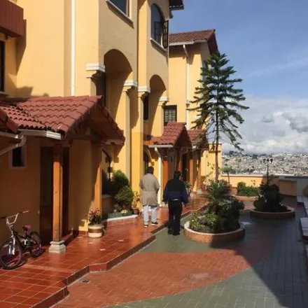 Buy this 4 bed house on Avenida Mariscal Sucre in 170104, Quito