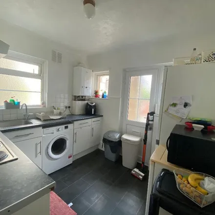 Image 1 - Anscombe Road, Worthing, BN11 5EN, United Kingdom - Apartment for rent