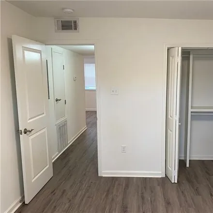 Image 8 - 505 Lake Avenue, Oak Ridge Park, Metairie, LA 70005, USA - Apartment for rent