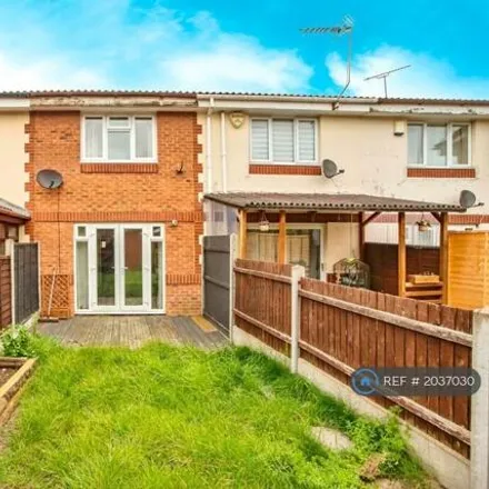 Image 9 - St Peters Close, Swanscombe, DA10 0BD, United Kingdom - Townhouse for rent