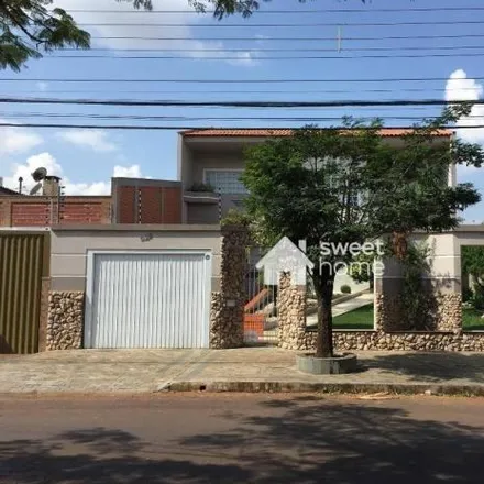 Buy this 4 bed house on Rua Alexandre de Gusmão in Maria Luiza, Cascavel - PR