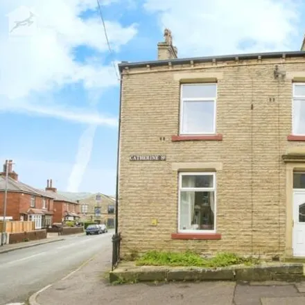 Buy this 3 bed townhouse on Catherine Street in Elland, HX5 0JF