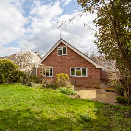 Buy this 4 bed house on The Lea in Kibworth Harcourt, LE8 0SE