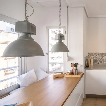 Image 2 - Carrer de la Reina, 136, 46011 Valencia, Spain - Apartment for rent