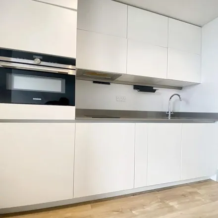 Rent this 1 bed apartment on The Pavilions in Windsor Street, London