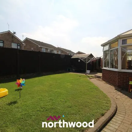 Rent this 4 bed apartment on Springwell Lane/Springwell Gardens in Springwell Lane, Doncaster