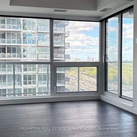 Image 3 - 118 McMahon Drive, Toronto, ON M2K 1C2, Canada - Apartment for rent