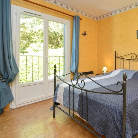 Rent this 3 bed house on 30110 Les Salles-du-Gardon