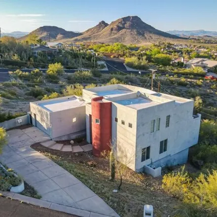 Image 1 - 1634 East Camino Del Santo, Phoenix, AZ 85022, USA - House for sale
