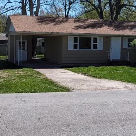 Buy this 3 bed house on 999 Price Street in Aurora, MO 65605