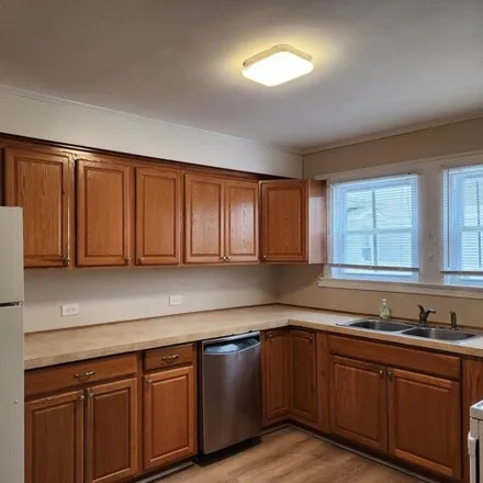 Rent this 3 bed apartment on Uptown Pitman in Pitman Bakery, 130 South Broadway