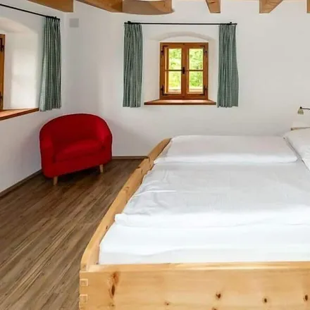 Rent this 2 bed house on Neukirchen in 4813 Neukirchen bei Altmünster, Austria