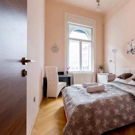 Rent this 1 bed room on Budapest in Luther utca 1/B, 1087