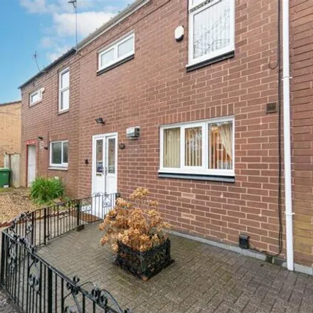 Buy this 2 bed townhouse on Heather Close in Locking Stumps, Warrington